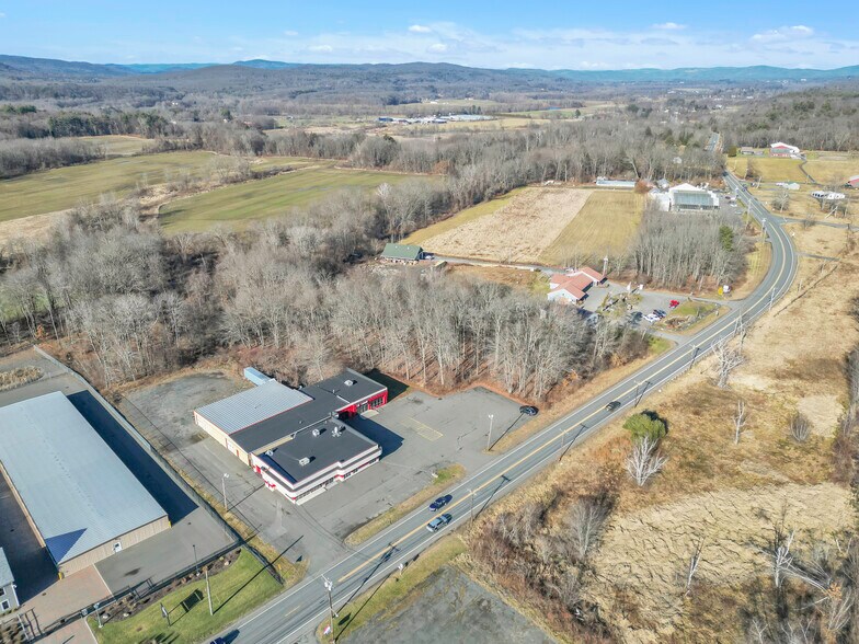 More Photos Of 253 Greenfield Rd, South Deerfield Auto Dealership For Sale