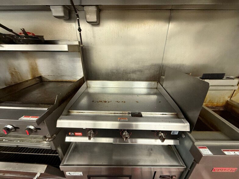 More Photos Of 249 Main St, Rutland Apartments For Lease