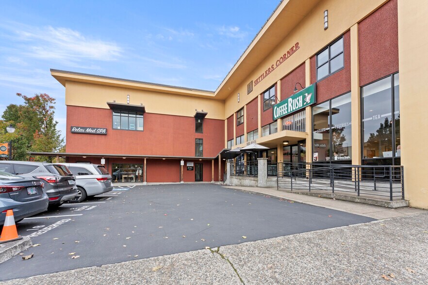 More Photos Of 900 Main St, Oregon City Storefront Retail Office For Sale