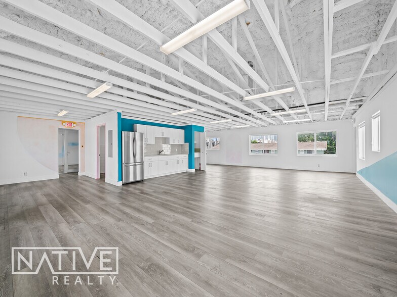 More Photos Of 702-704 NE 1st Ave, Fort Lauderdale Restaurant For Sale