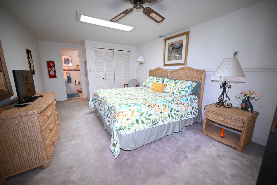More Photos Of 2759 County Road 411, Berryville Hotel For Sale