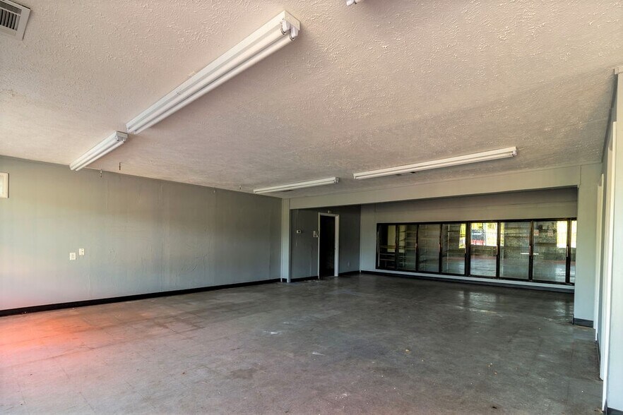 More Photos Of 2210 N US 1 Hwy, Marston Service Station For Lease