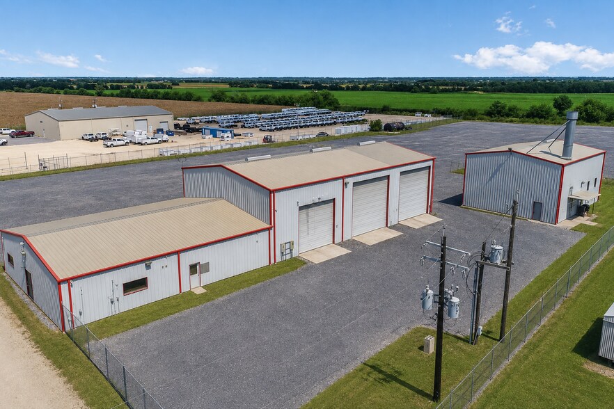 More Photos Of 11895 W Interstate 10, Marion Warehouse For Lease
