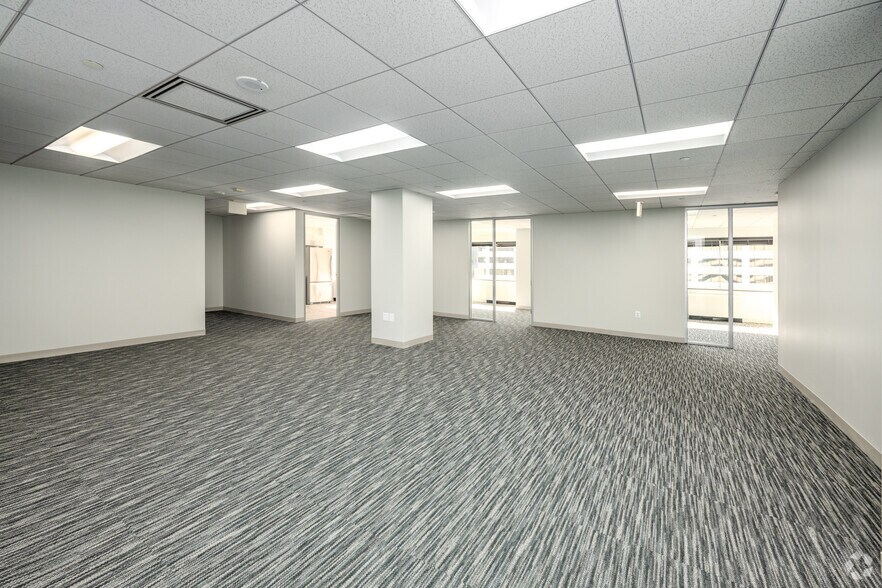 More Photos Of 4520 East West Hwy, Bethesda Office For Lease