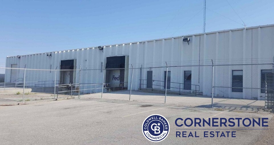 More Photos Of 6450 E Yellowstone Hwy, Evansville Warehouse For Lease