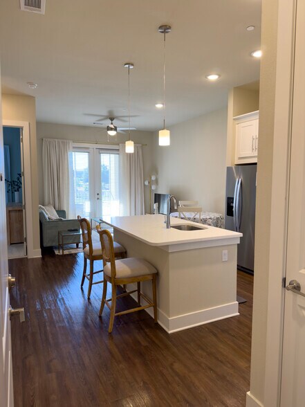 More Photos Of 2200 Carl D Silver Pky, Fredericksburg Apartments For Lease