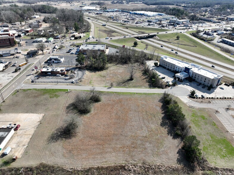 More Photos Of 0 Coulter Cv, New Albany Land For Sale