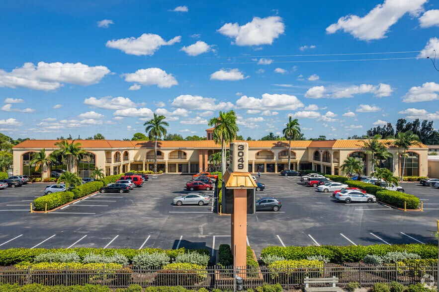 More Photos Of 3049 Cleveland Ave, Fort Myers Medical For Lease
