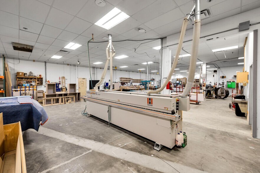 More Photos Of 54465 29 Palms Highway, Yucca Valley Warehouse For Sale