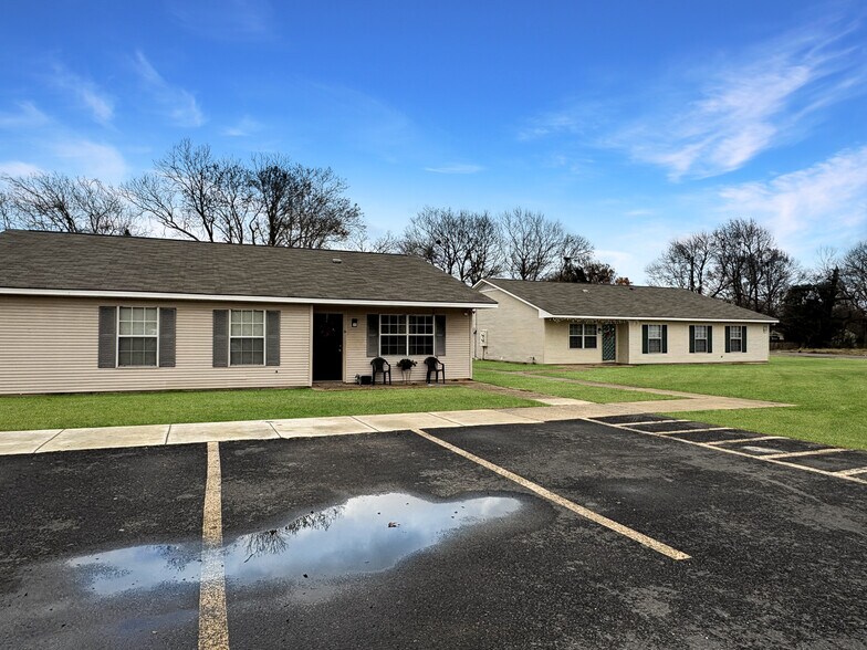 More Photos Of 2500 Montgomery Ln, Bossier City Apartments For Sale