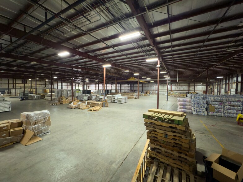 More Photos Of 754 E Hightower Trl, Social Circle Warehouse For Lease