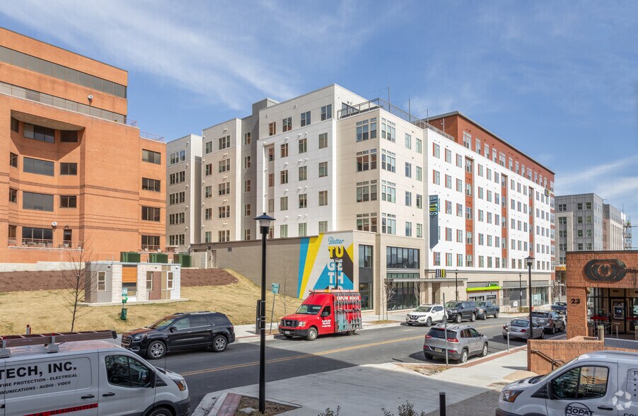 More Photos Of 22 E Susquehanna Ave, Towson Apartments For Lease