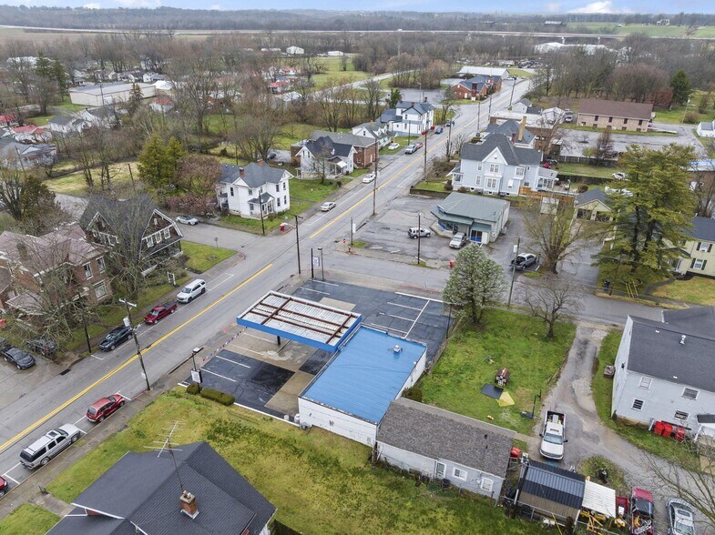 More Photos Of 212 N Main St, Cynthiana Auto Repair For Sale