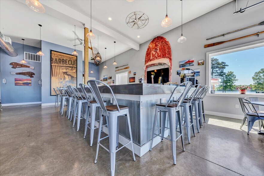 More Photos Of 3619 Airport Rd, Moneta Marina For Sale