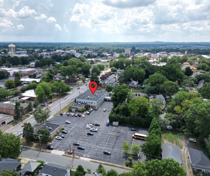 More Photos Of 507 W Innes St, Salisbury Office For Sale