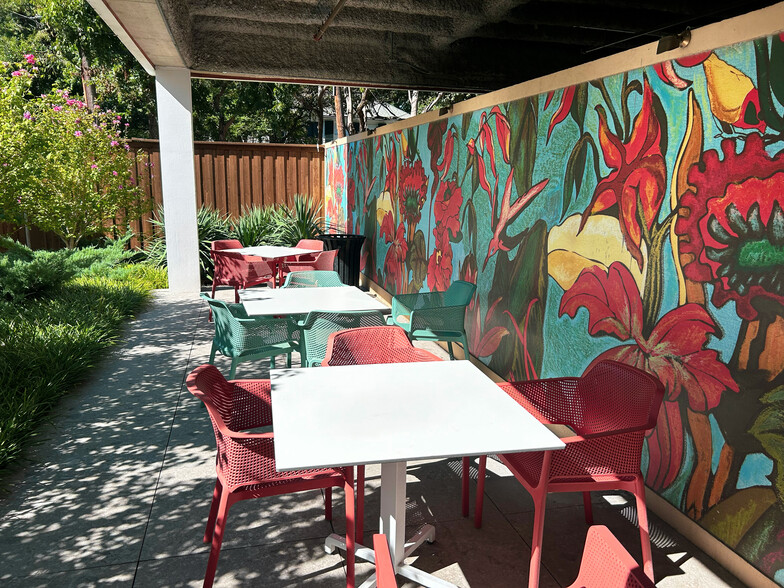 More Photos Of 4525 Lemmon Ave, Dallas Office For Lease