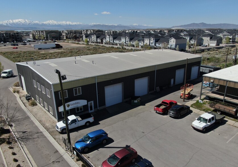 Primary Photo Of 111 N Geneva Rd, Orem Light Manufacturing For Lease