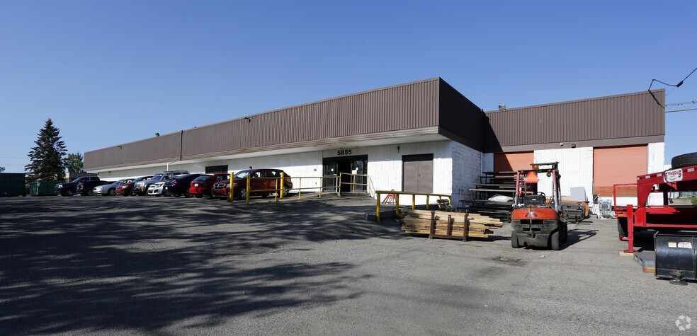 More Photos Of 5855-5883 11th St SE, Calgary Warehouse For Sale