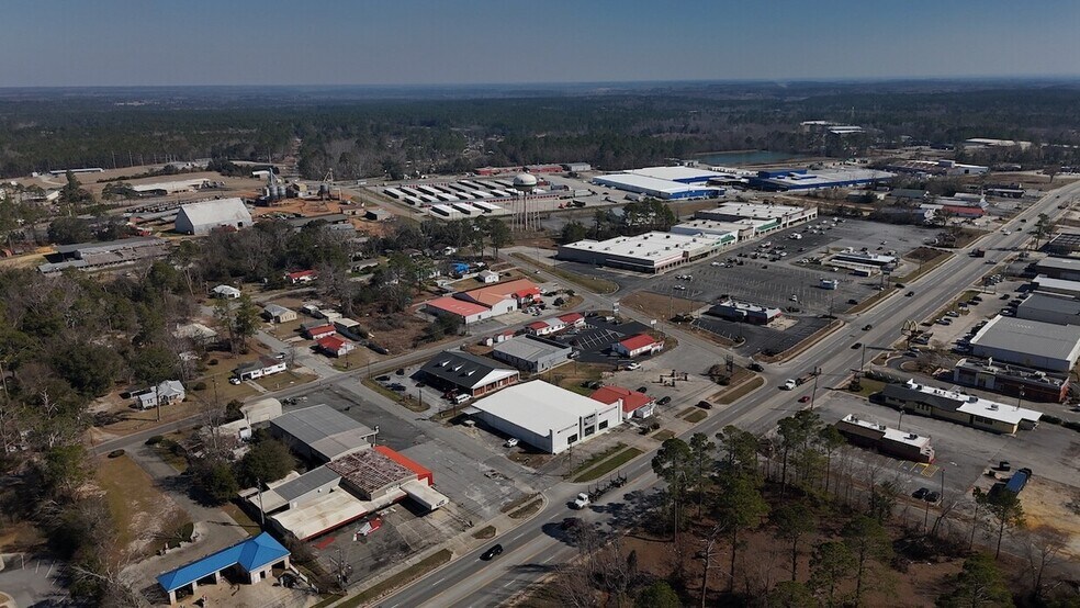 More Photos Of 435 S Main St, Swainsboro Freestanding For Sale