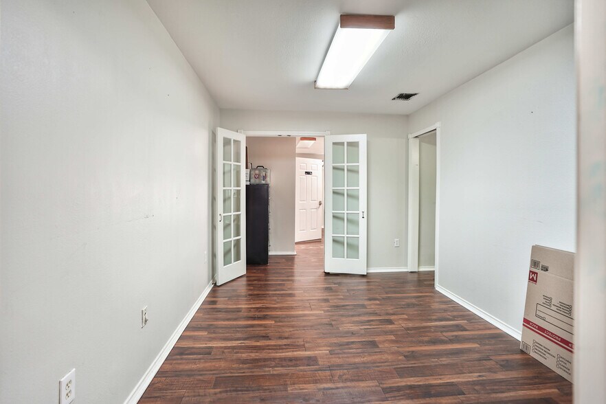 More Photos Of 13301 & 13309 Reeveston Road, Houston Land For Sale