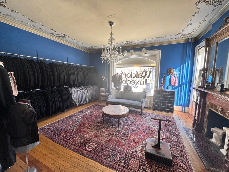 More Photos Of 204 Lancaster St, Albany Storefront Retail Residential For Sale