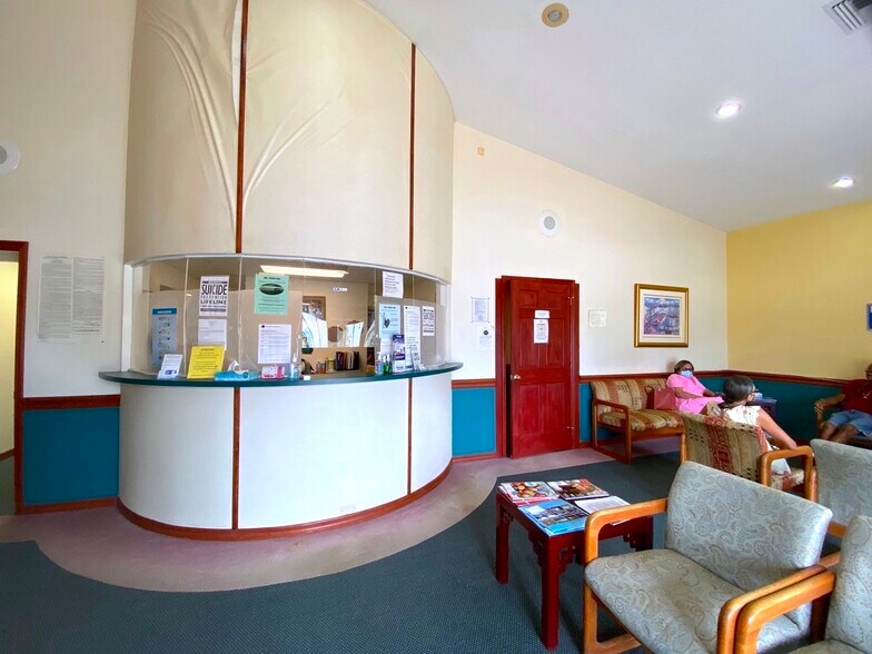 More Photos Of 901 E Oak St, Kissimmee Medical For Lease