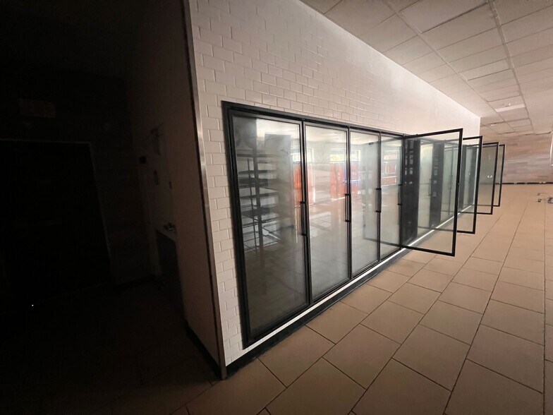 More Photos Of 2380 John F Kennedy Blvd, Jersey City Convenience Store For Sale