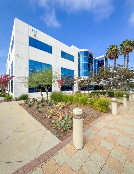 More Photos Of 400 E Rincon St, Corona Office For Sale