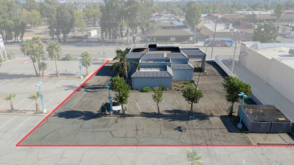 More Photos Of 2200 Highland Ave, San Bernardino Freestanding For Lease