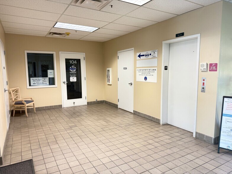 More Photos Of 303 Bradley Blvd, Richland Medical For Lease