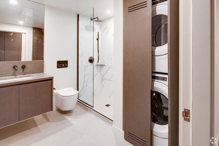 More Photos Of 946 Johnson St, Victoria Multifamily For Sale