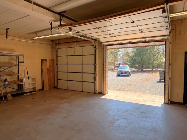 More Photos Of 421 5th St, Centuria Veterinarian Kennel For Sale