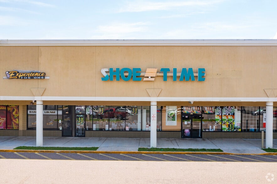 More Photos Of 2525 E Hillsborough Ave, Tampa Unknown For Lease
