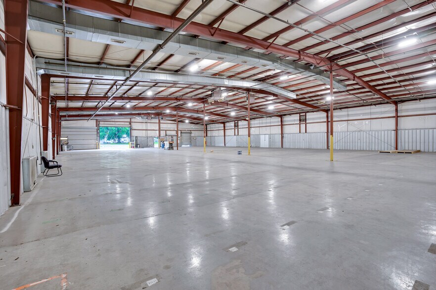 More Photos Of 3501 Saint Elmo Ave, Chattanooga Distribution For Lease