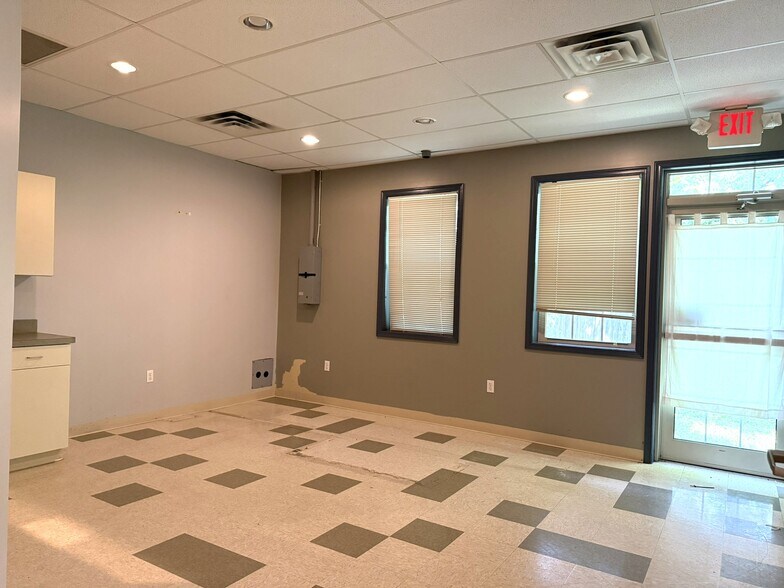 More Photos Of 300 Old Forge Ln, Kennett Square Medical For Lease