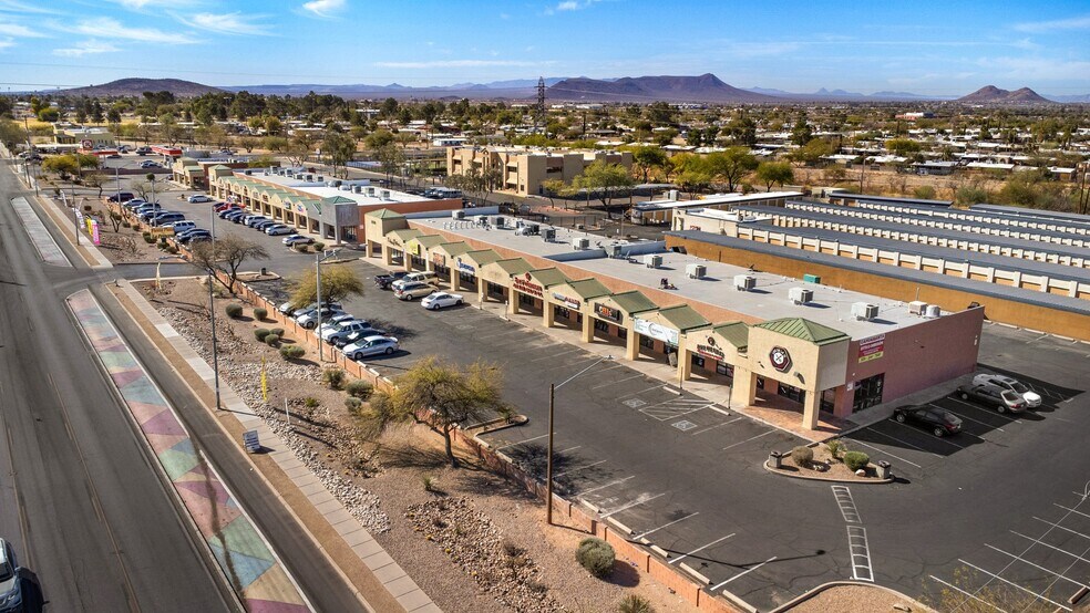 More Photos Of 5650 S 12th Ave, Tucson Unknown For Lease