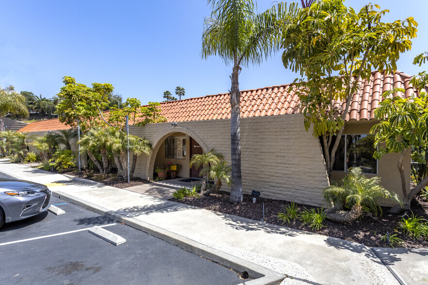 Primary Photo Of 763-781 Academy Dr, Solana Beach Medical For Lease