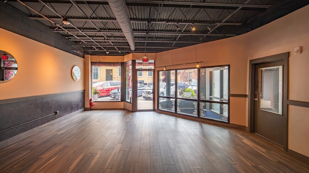 More Photos Of 18 3rd St SW, Rochester Office For Lease