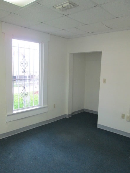 More Photos Of 1012 N Howard Ave, Tampa Freestanding For Lease