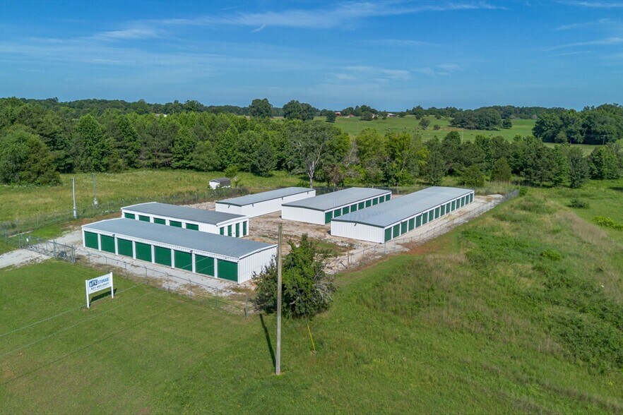 More Photos Of 2821 Highway 43 S, Leoma Specialty For Sale