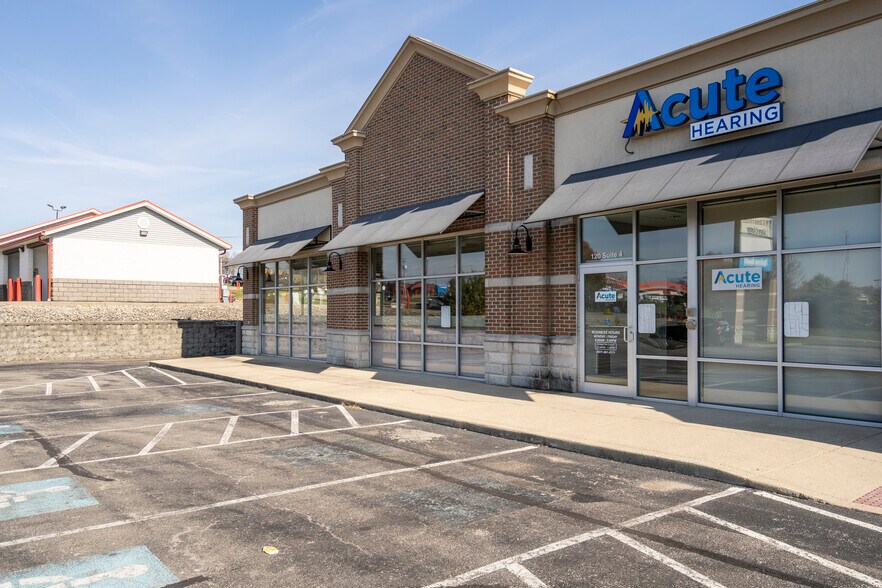 More Photos Of 120 Roberts Ln, Hillsboro Freestanding For Lease