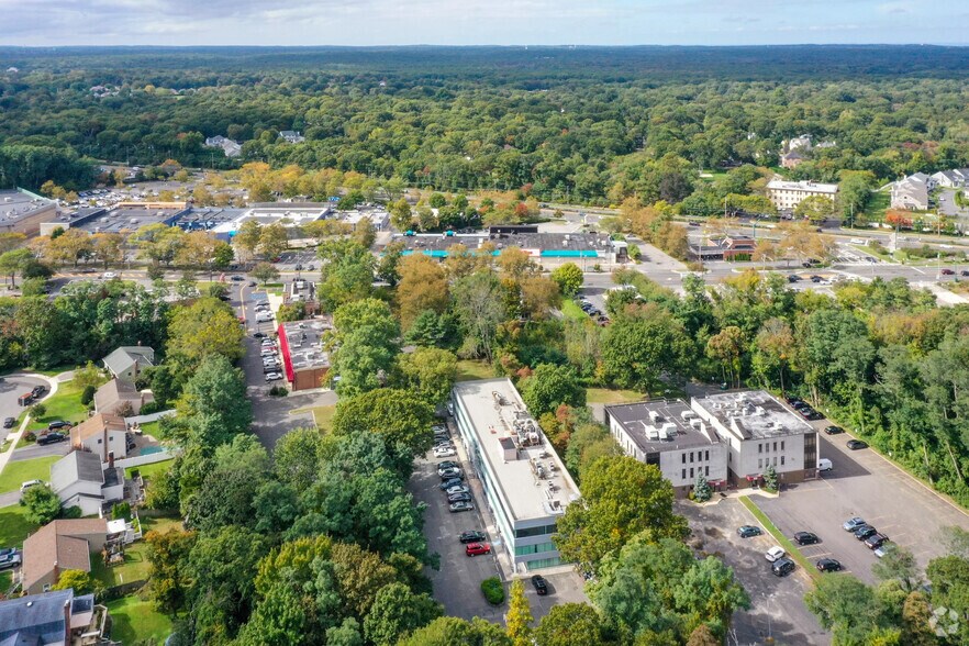 More Photos Of 521 Route 111, Hauppauge Medical For Lease