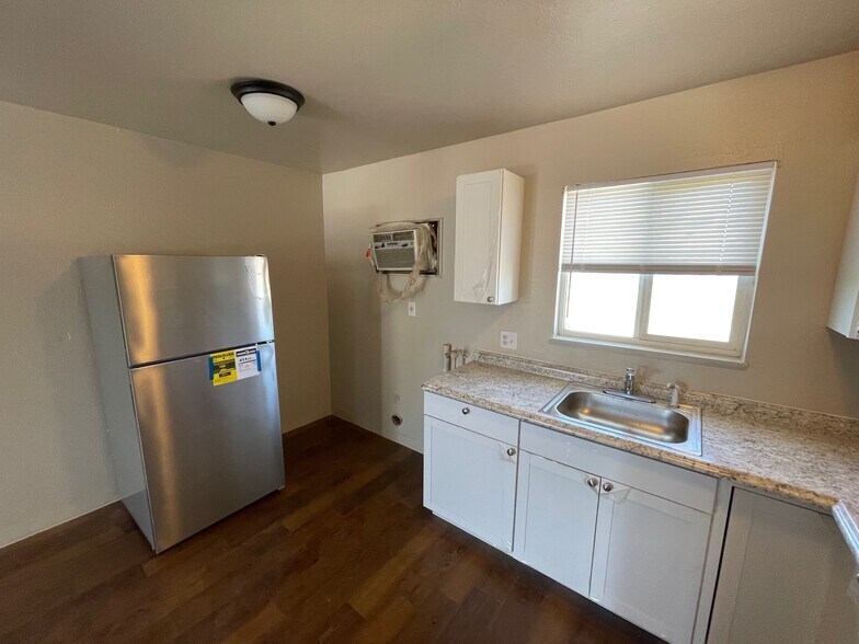 More Photos Of 3501 Baltimore Ave, Pueblo Apartments For Sale