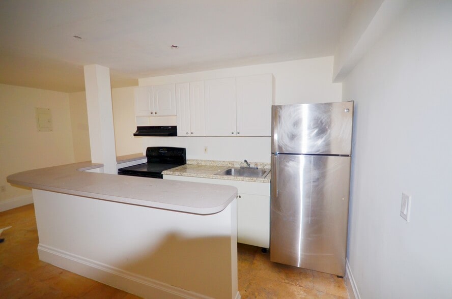 More Photos Of 601 NE 22nd St, Miami Apartments For Sale