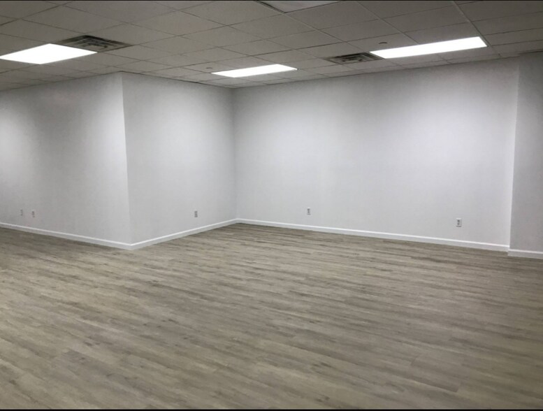 More Photos Of 118-122 Baxter St, New York Office For Lease