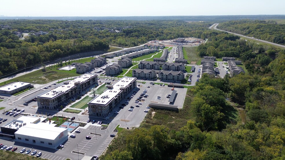 More Photos Of 15325 Old Town Dr, Parkville Apartments For Lease