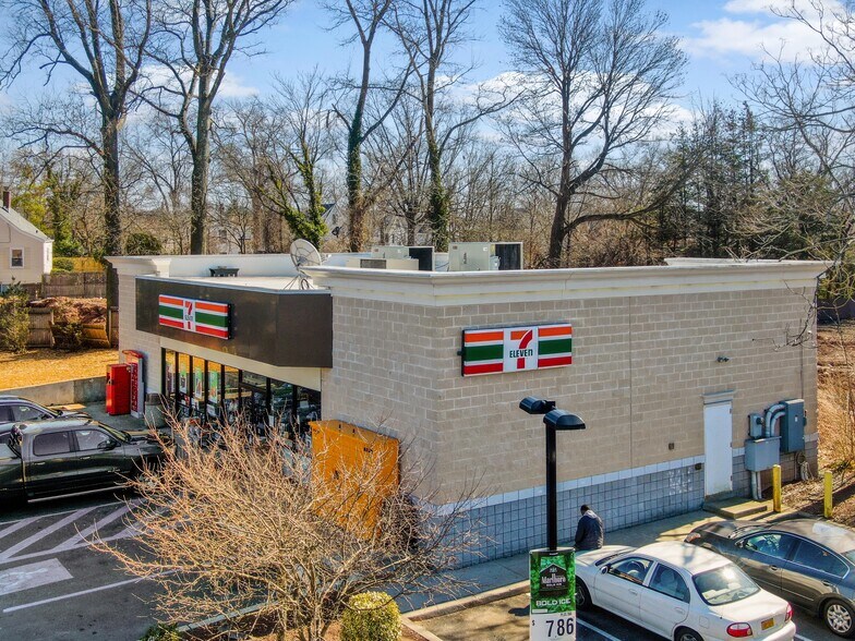 More Photos Of 1478 South Ave, Plainfield Convenience Store For Lease