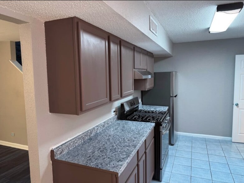 More Photos Of 309 Calgary Ave, San Antonio Multifamily For Sale