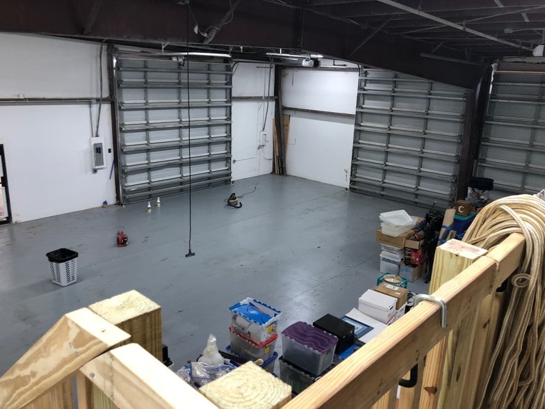 More Photos Of 1501 SE Decker Ave, Stuart Warehouse For Sale