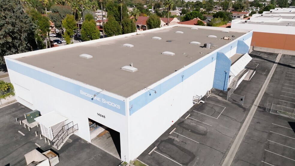 More Photos Of 14245 Lomitas Ave, La Puente Warehouse For Lease
